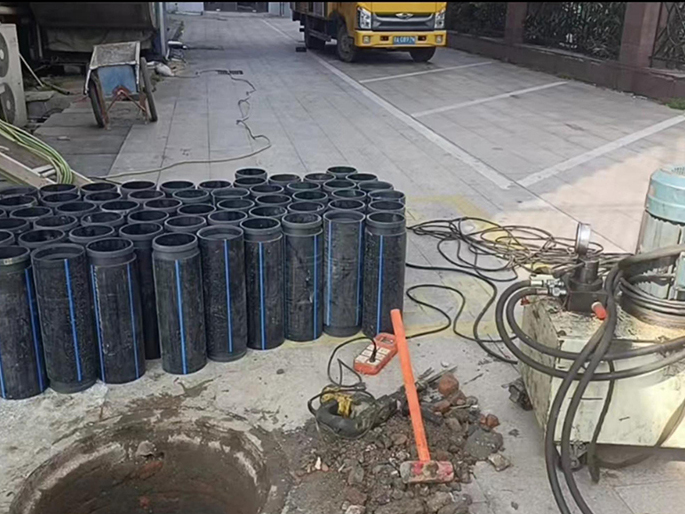 调楼镇PE置换管厂家 DN315置换管 非开挖管短管置换